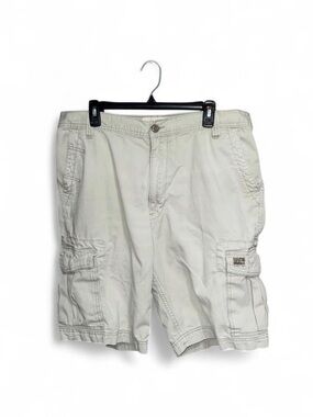 Levi's Men’s Vintage Cream Utility Versatile Casual Cargo Shorts Size 38 Waist